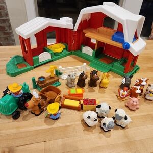 Fisher-Price Foldable Barn Playset with Sounds And Accessories